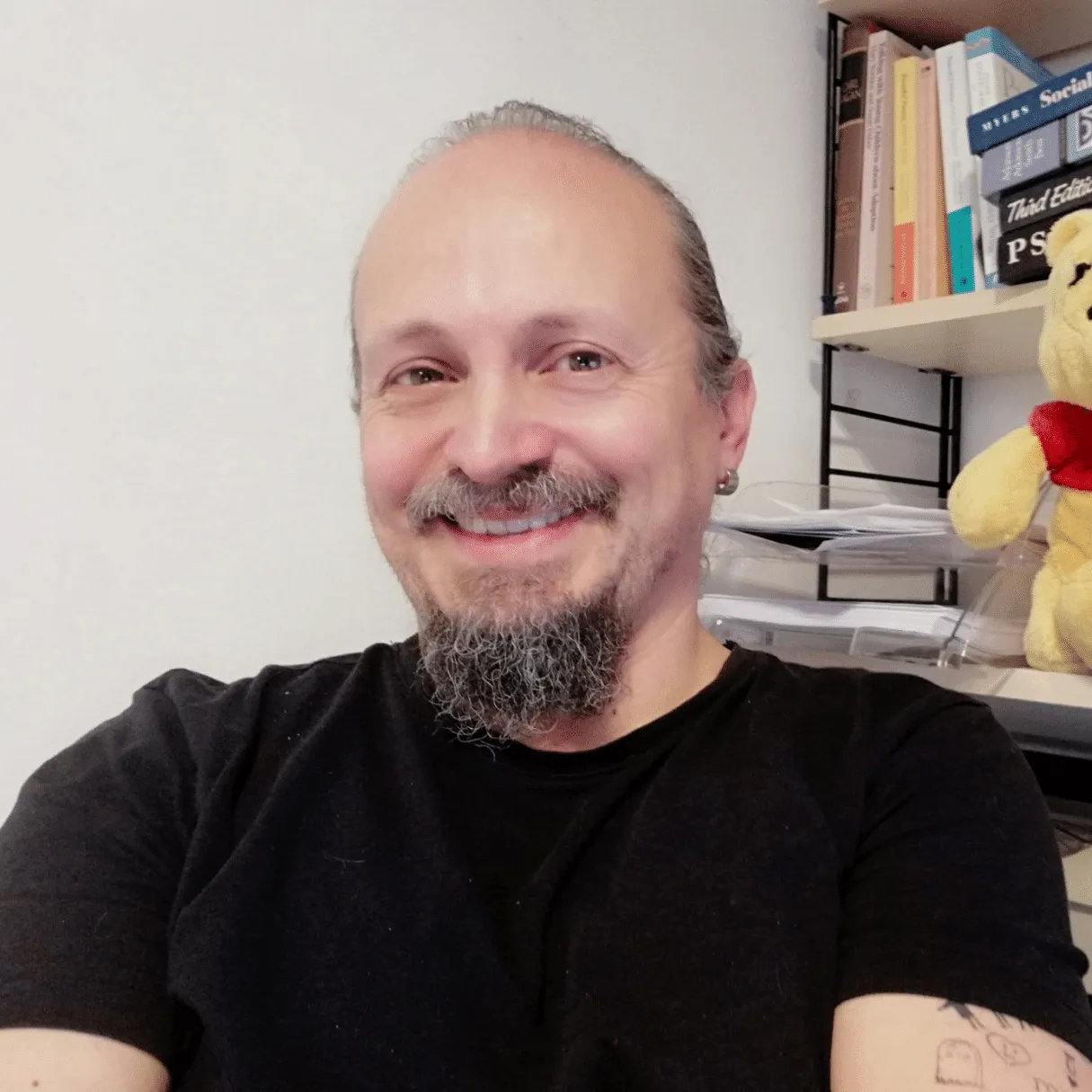 Nedim Toker oyun terapisi eğitimi